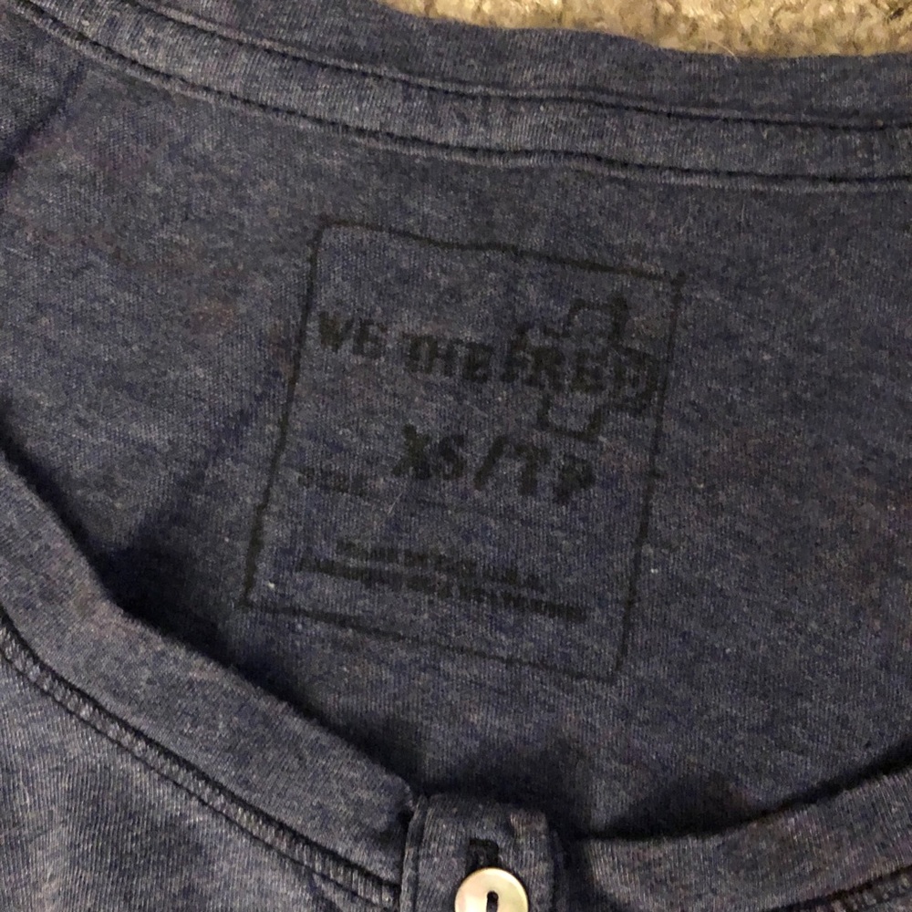 Free People button henley - Picture 2 of 3